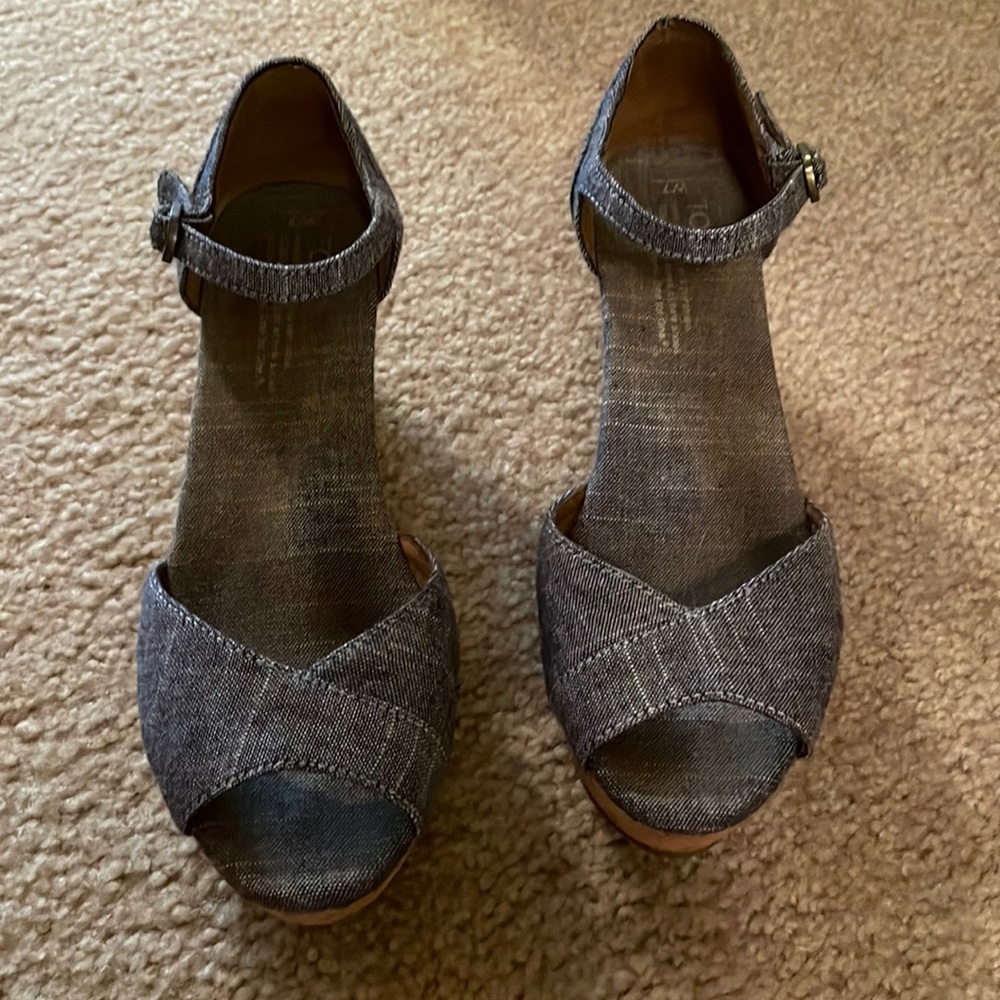 Toms Blue Denim Wedges Heels Women's Size 7